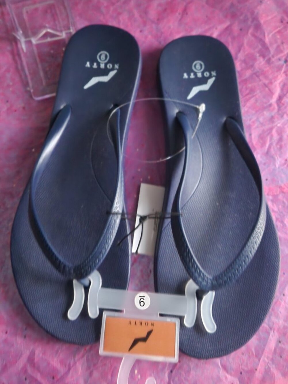 Norty flip flops NWT